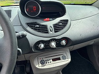 Renault twingo 1.2 16v dynamique, 99-zj-fv - afbeelding 1 van  3