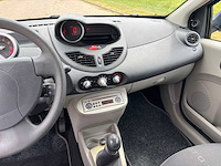 Renault twingo 1.2 16v dynamique, 99-zj-fv - afbeelding 5 van  23