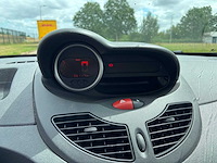 Renault twingo 1.2 16v dynamique, 99-zj-fv - afbeelding 13 van  23