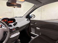 Renault twingo 1.2-16v initiale 76pk 2008, 83-zr-js - afbeelding 7 van  38
