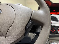 Renault twingo 1.2-16v initiale 76pk 2008, 83-zr-js - afbeelding 9 van  38