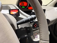 Renault twingo 1.2-16v initiale 76pk 2008, 83-zr-js - afbeelding 10 van  38