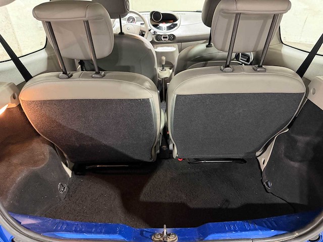 Renault twingo 1.2-16v initiale 76pk 2008, 83-zr-js - afbeelding 17 van  38