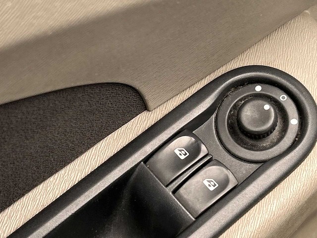 Renault twingo 1.2-16v nokia 2008 | 17-gzh-8 - afbeelding 16 van  35