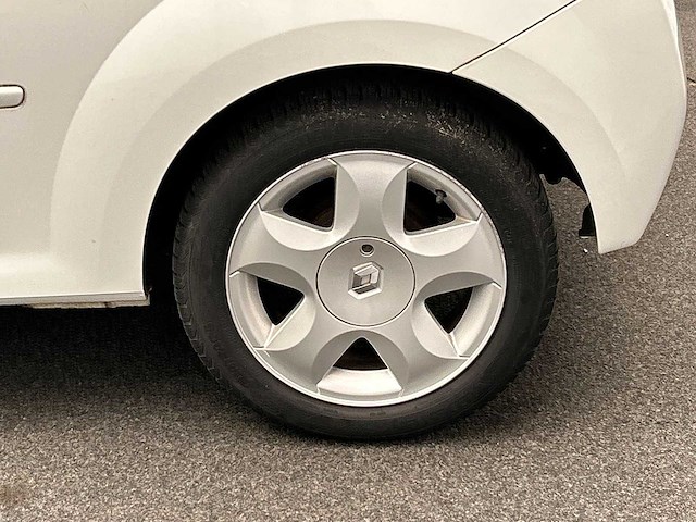 Renault twingo 1.2-16v nokia 2008 | 17-gzh-8 - afbeelding 19 van  35