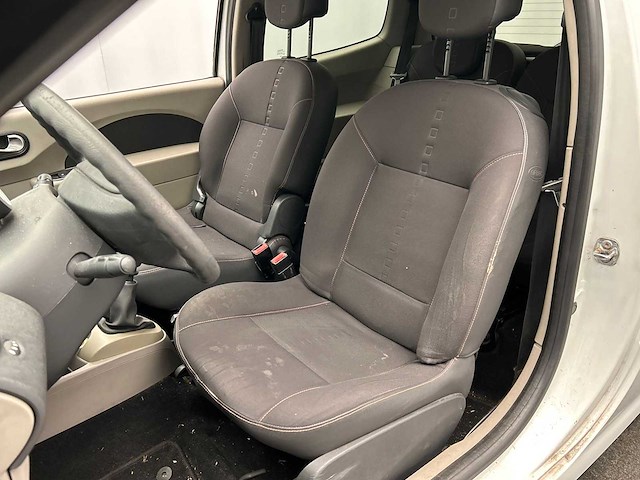 Renault twingo 1.2-16v nokia 2008 | 17-gzh-8 - afbeelding 28 van  35