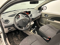 Renault twingo 1.2-16v nokia 2008 | 17-gzh-8 - afbeelding 34 van  35