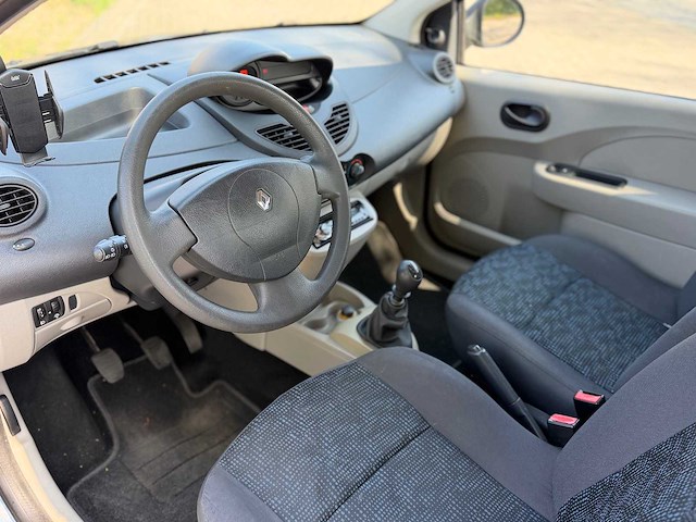 Renault twingo 1.2 authentique 09-hns-9 - afbeelding 2 van  22