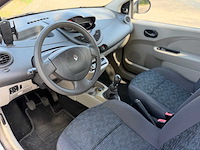 Renault twingo 1.2 authentique 09-hns-9 - afbeelding 2 van  22