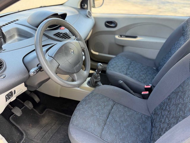 Renault twingo 1.2 authentique 09-hns-9 - afbeelding 3 van  22