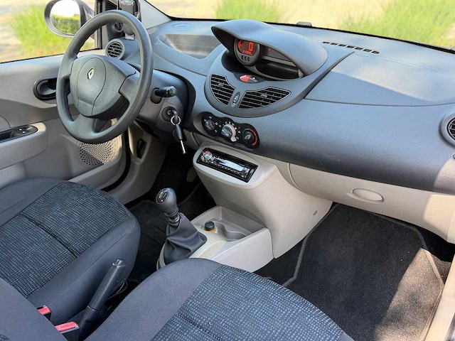 Renault twingo 1.2 authentique 09-hns-9 - afbeelding 7 van  22