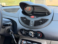 Renault twingo 1.2 authentique 09-hns-9 - afbeelding 2 van  5