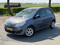 Renault twingo 1.2 authentique 09-hns-9 - afbeelding 1 van  22