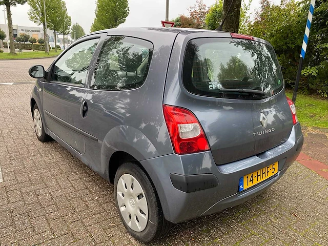 Renault twingo 1.2 authentique , 14-hhf-5 - afbeelding 7 van  14