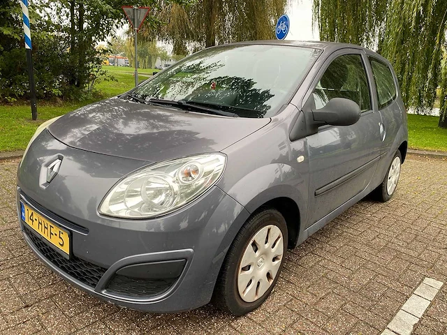 Renault twingo 1.2 authentique , 14-hhf-5 - afbeelding 1 van  1