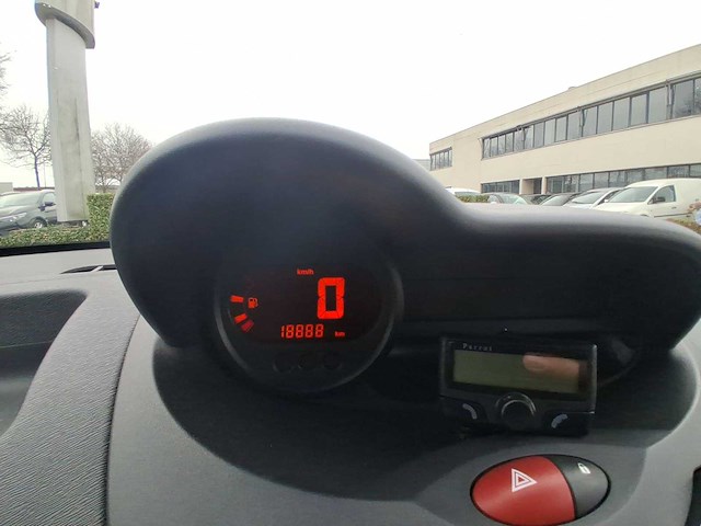 Renault twingo 1.2 authentique 2008 | 09-zd-ln - afbeelding 5 van  23