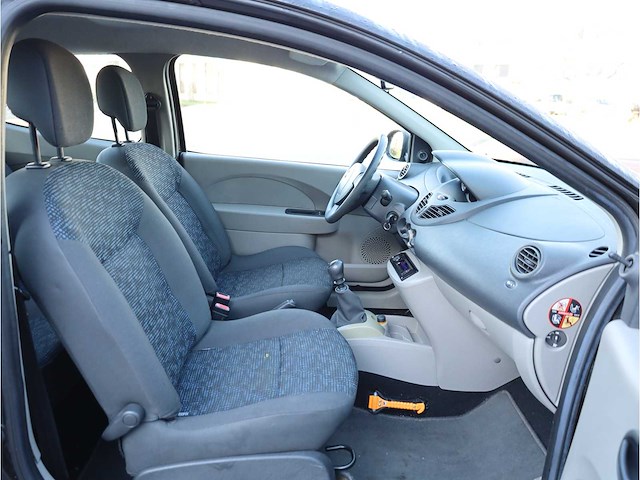 Renault twingo 1.2 authentique 2008, 20-hjl-5 - afbeelding 10 van  28