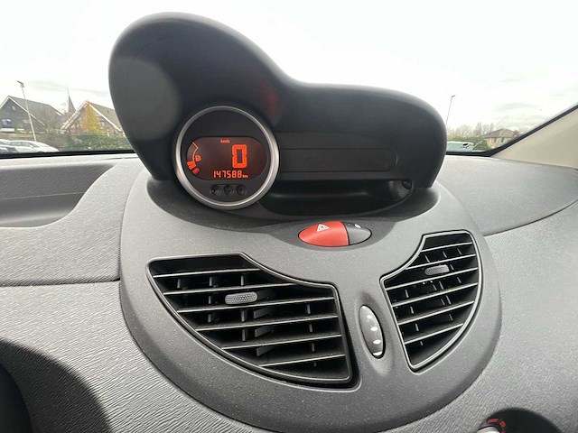 Renault twingo 1.2 authentique 2010 | tr-034-l - afbeelding 2 van  21