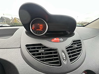 Renault twingo 1.2 authentique 2010 | tr-034-l - afbeelding 2 van  21
