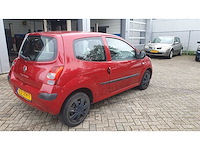 Renault twingo 1.2 authentique * 63-jxh-1 - afbeelding 4 van  10
