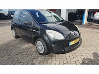 Renault twingo 1.2 authentique, 71-gxk-1 - afbeelding 4 van  11