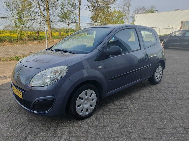 Renault twingo 1.2 authentique, 97-gvr-5 - afbeelding 1 van  9
