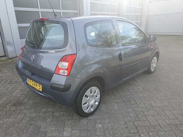 Renault twingo 1.2 authentique, 97-gvr-5 - afbeelding 2 van  9
