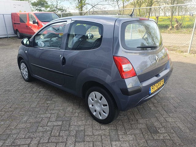 Renault twingo 1.2 authentique, 97-gvr-5 - afbeelding 4 van  9