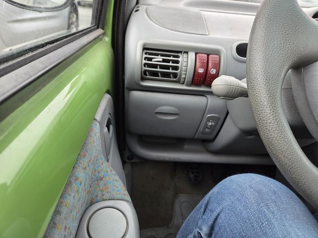 Renault twingo 1.2i hello, 2004 - afbeelding 10 van  40