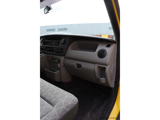 Renault udc1g6 kipper bedrijfsauto - kenteken: 6-vtz-37 - afbeelding 6 van  32