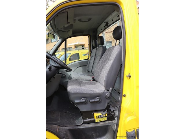 Renault udc1g6 kipper bedrijfsauto - kenteken: 6-vtz-37 - afbeelding 9 van  32