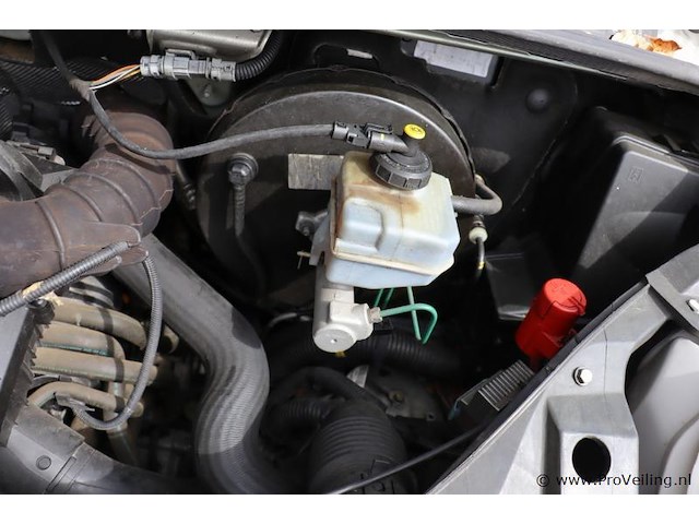 Renault udc1g6 kipper bedrijfsauto - kenteken: 6-vtz-37 - afbeelding 15 van  32