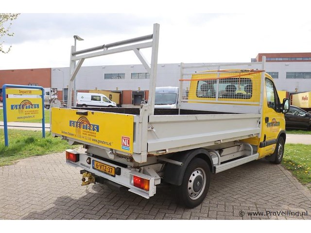 Renault udc1g6 kipper bedrijfsauto - kenteken: 6-vtz-37 - afbeelding 31 van  32