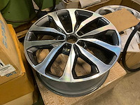 Renault velg - afbeelding 2 van  5