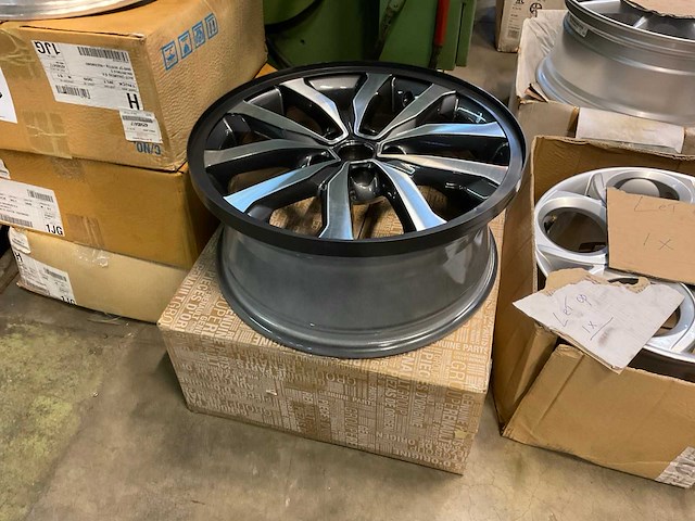 Renault velg - afbeelding 5 van  5