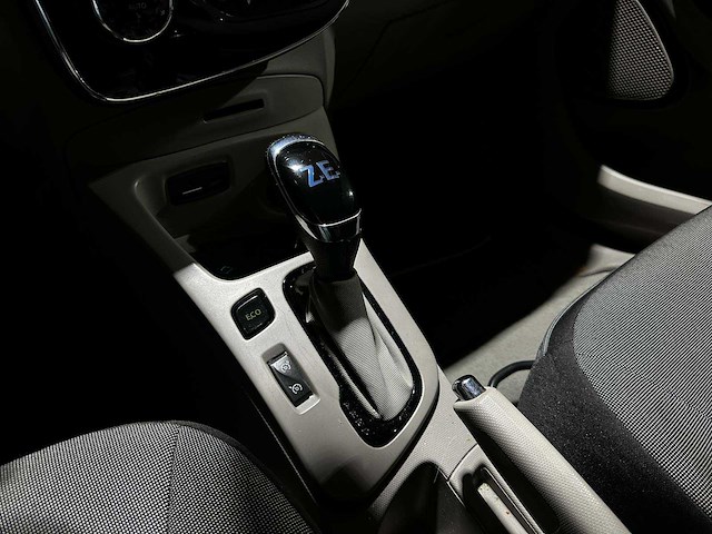 Renault zoe q210 zen quickcharge 22 kwh (ex accu) 88pk 2015, tz-318-n - afbeelding 32 van  43