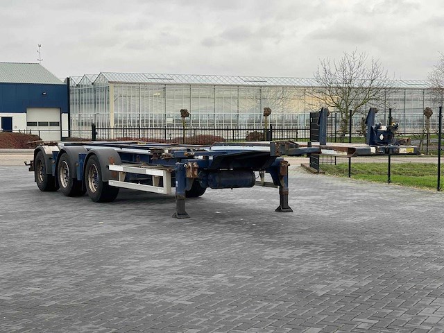 Renders - 2009 - roc 16.27 cc - ok-68-xd - afbeelding 27 van  29