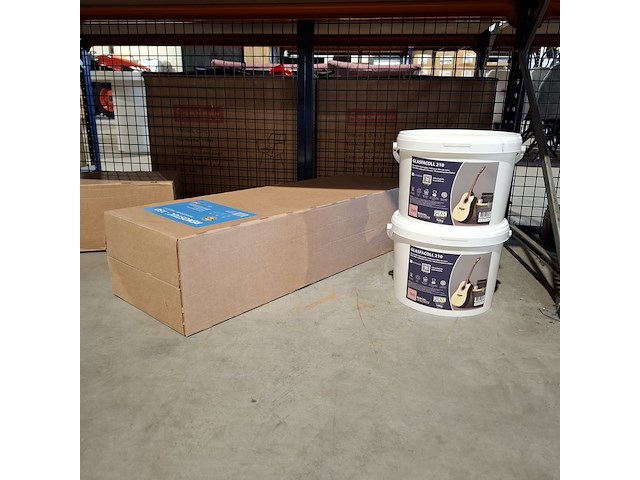 Renovlies 150 gram + lijm 10 liter, wit - afbeelding 1 van  4