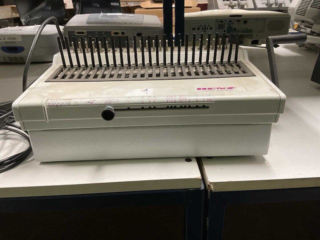 Renz inbindmachine - afbeelding 1 van  1