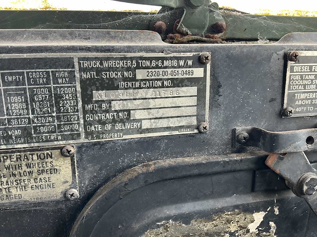 Reo m816 legervoertuig - afbeelding 3 van  12