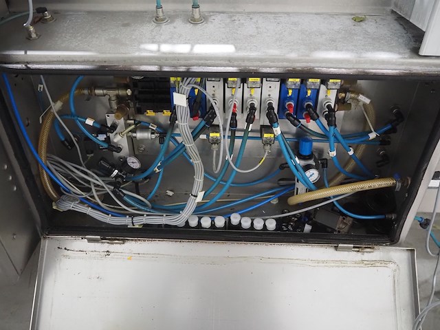 Repak - afbeelding 29 van  62