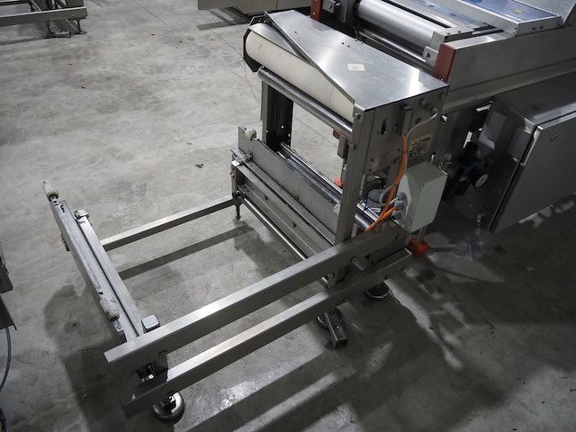 Repak - afbeelding 60 van  62