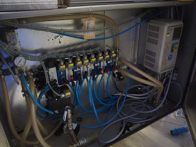 Repak - afbeelding 25 van  43