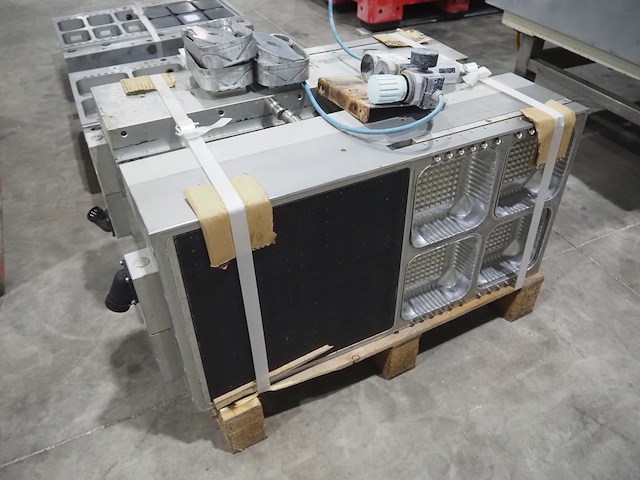 Repak - afbeelding 70 van  80