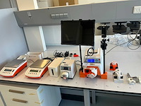 Repligen/spectrumlabs tff-unit met pompunit en 2x schaal - afbeelding 6 van  13