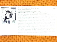 Reproductie van het schilderij geel centrum (yellow centre) van wassily kandinsky. - afbeelding 5 van  5