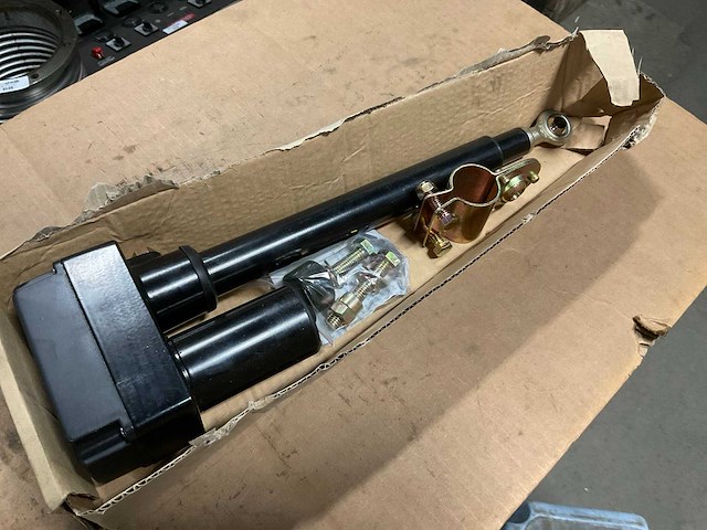 Reserve motor - afbeelding 1 van  2