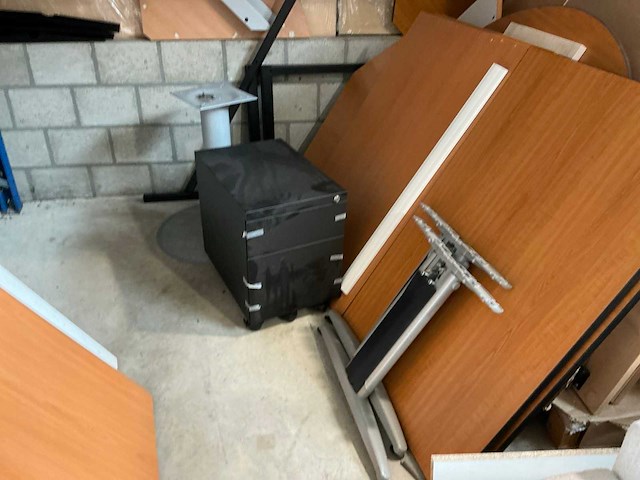 Reserveonderdelen kantoormeubilair - afbeelding 2 van  19
