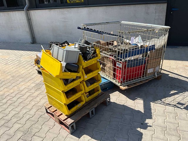 Reserveonderdelen voor machines - afbeelding 1 van  13