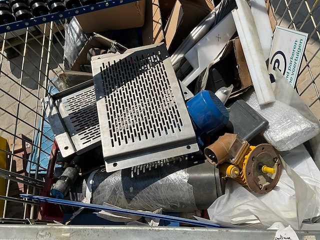 Reserveonderdelen voor machines - afbeelding 8 van  13